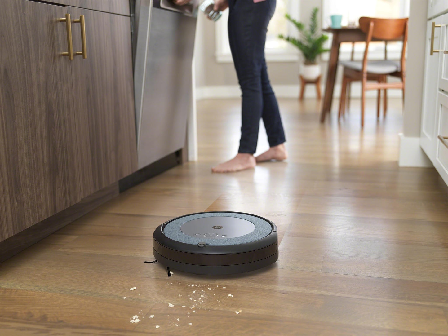 iRobot Roomba Combo i5 Saug- & Wischroboter, WLAN, 2 Gummibürsten, Sprachassistent